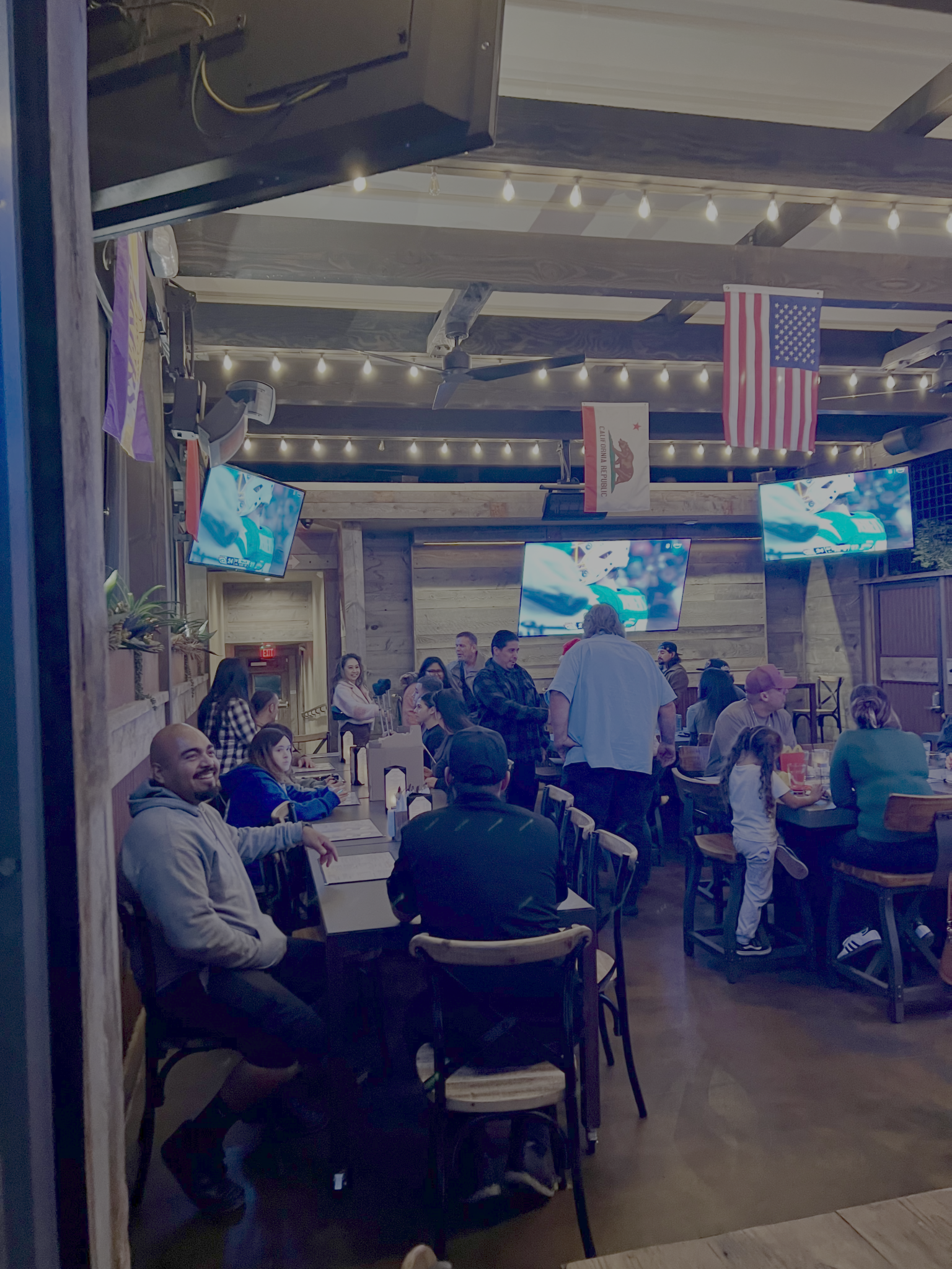 Bubba's Kitchen, Tap & Sports Bar